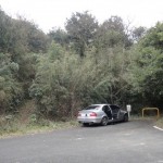 吉見峠の登山口（左の細い道を入って行きます）